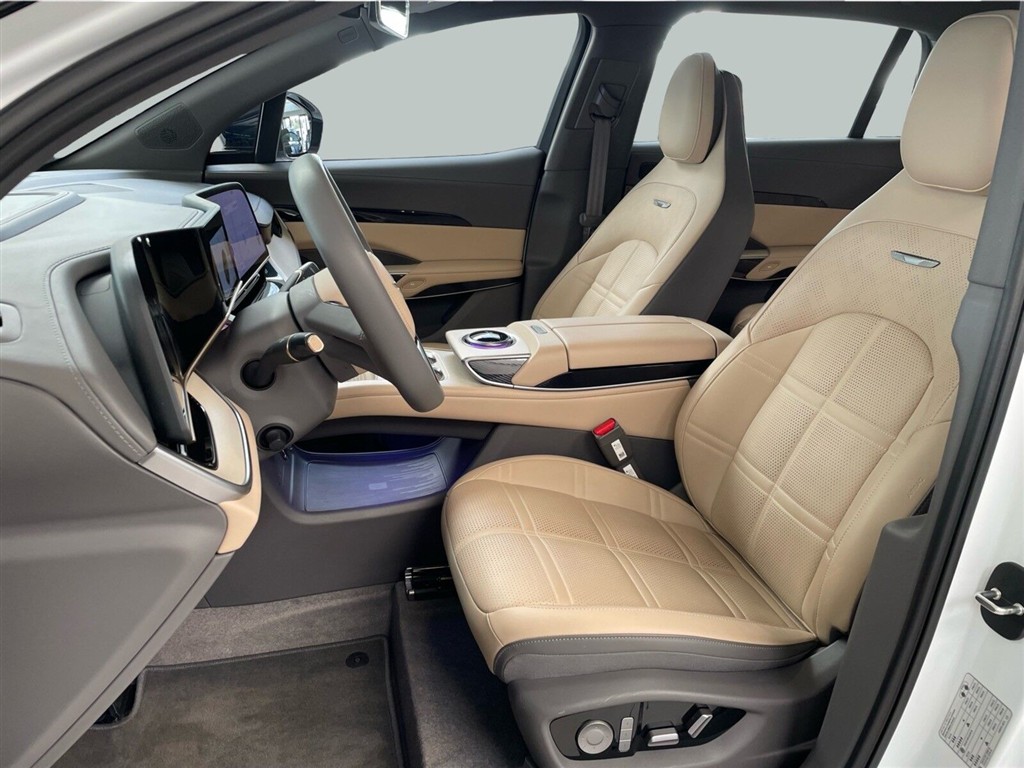 Hongqi EHS7 EL Exclusive 344HK 5d Aut. - Image 11