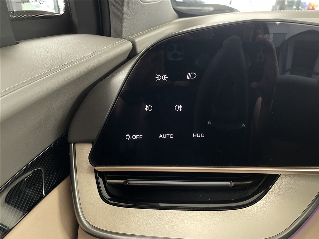 Hongqi EHS7 EL Exclusive 344HK 5d Aut. - Image 23