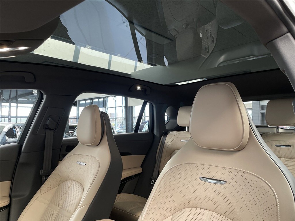 Hongqi EHS7 EL Exclusive 344HK 5d Aut. - Image 25