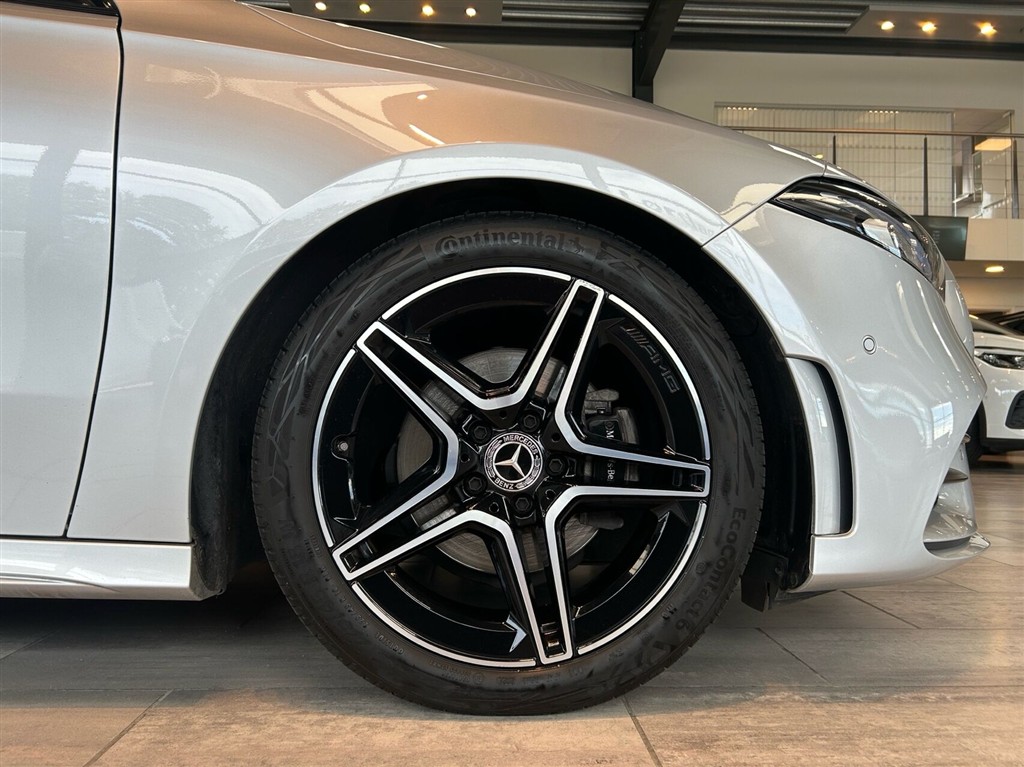 Mercedes-Benz A200 d 2,0 CDI AMG Premium Plus 8G-DCT 150HK 5d 8g Aut. - Image 4