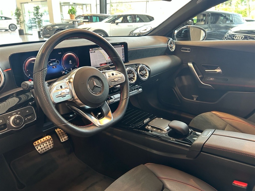 Mercedes-Benz A200 d 2,0 CDI AMG Premium Plus 8G-DCT 150HK 5d 8g Aut. - Image 5