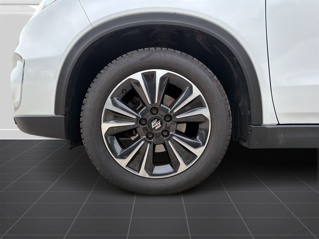 Suzuki Vitara 1,0 Boosterjet Adventure Holiday 112HK 5d 6g Aut. - Image 6