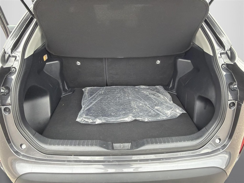 Toyota Yaris Cross 1,5 Hybrid Active 116HK 5d Trinl. Gear - Image 12