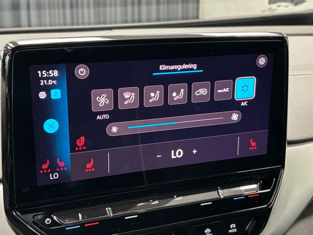 VW ID.4 EL Pro Performance 204HK 5d Aut. - Image 18
