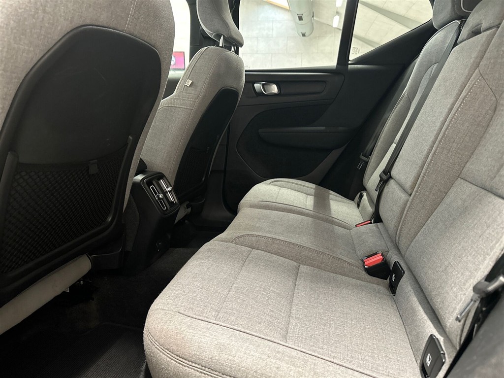 Volvo XC40 P6 Recharge Plus 231HK 5d Aut. - Image 7