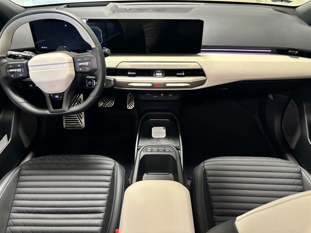 Kia EV4 Long Range GT-Line 204HK 5d Aut. - Image 6