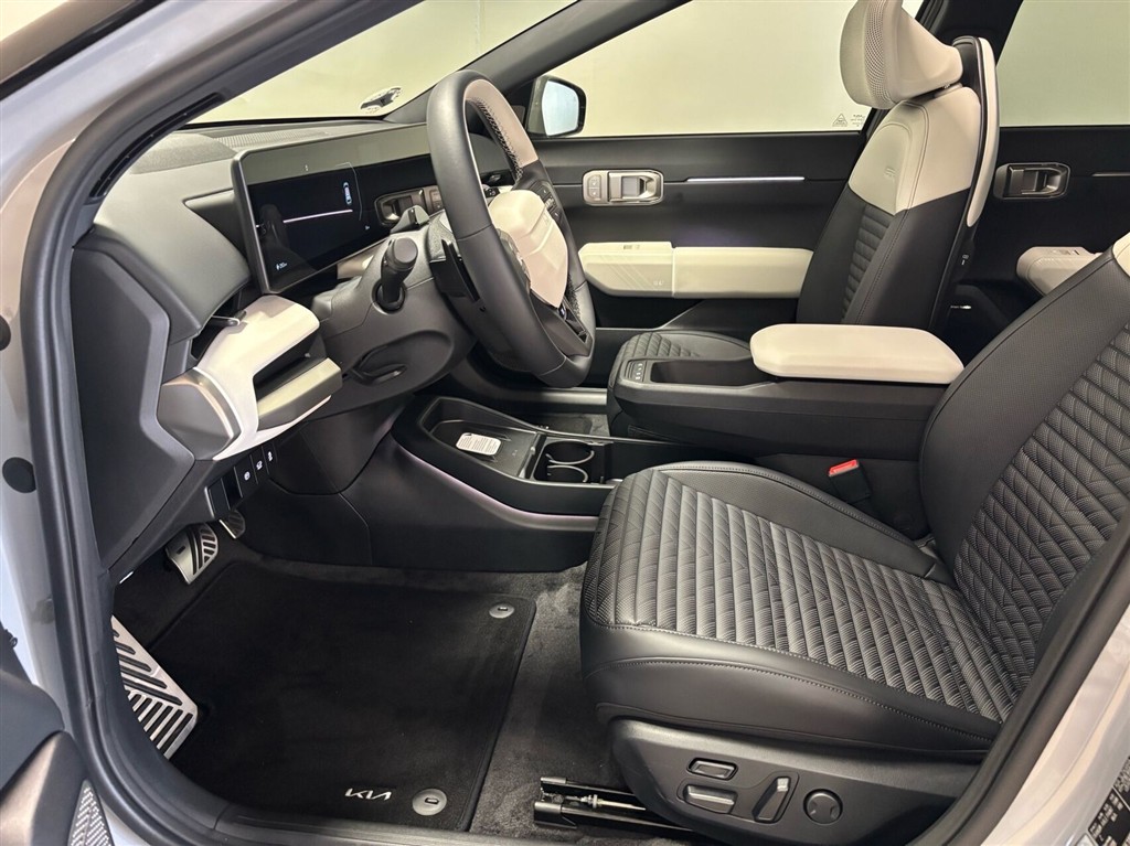 Kia EV4 Long Range GT-Line 204HK 5d Aut. - Image 4