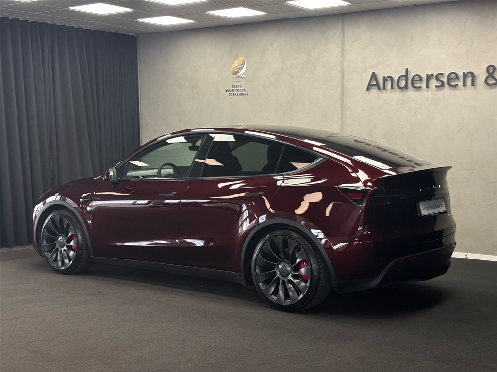 Tesla Model Y EL Performance AWD 534HK 5d Aut. - Image 3