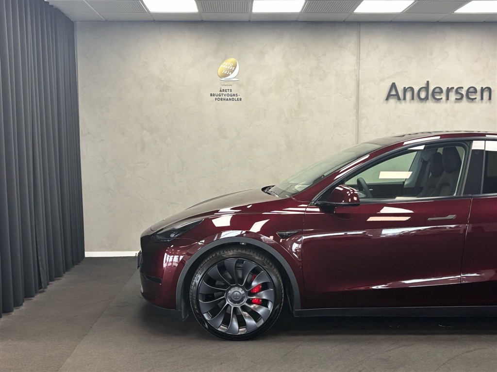 Tesla Model Y EL Performance AWD 534HK 5d Aut. - Image 4