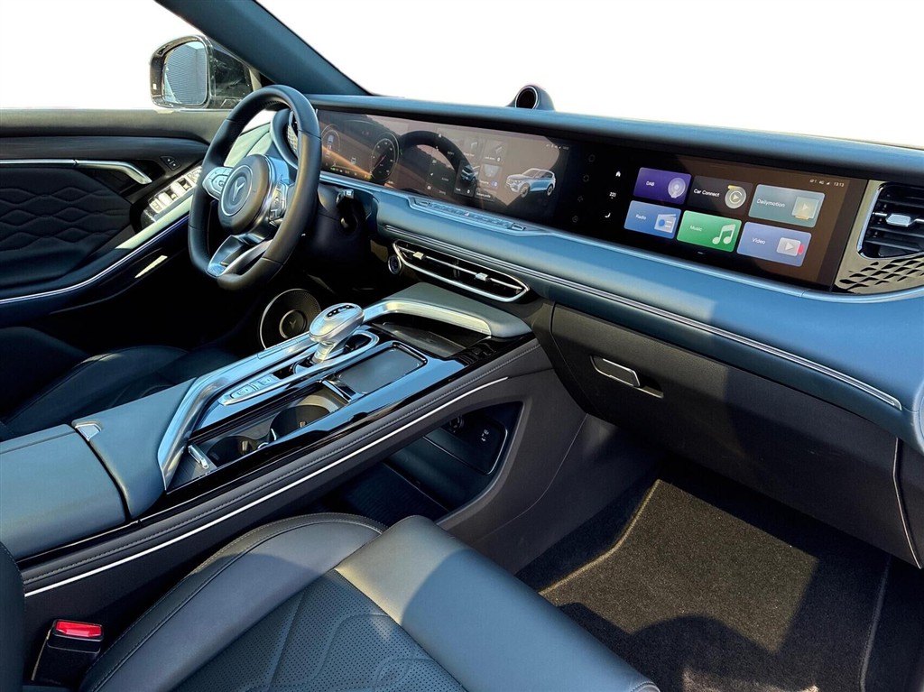 Voyah Free EL First Edition Platinium AWD 489HK 5d Aut. - Image 11