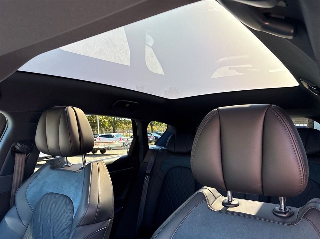 Voyah Free EL First Edition Platinium AWD 489HK 5d Aut. - Image 22