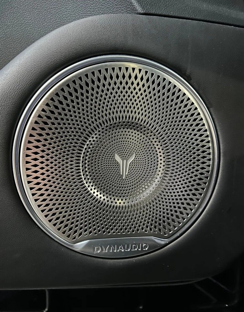 Voyah Free EL First Edition Platinium AWD 489HK 5d Aut. - Image 5