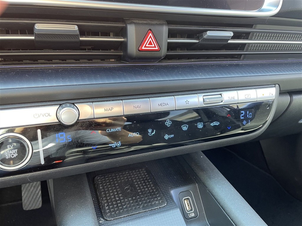 Hyundai Ioniq 6 Electric 77,4 kWh Advanced 229HK Aut. - Image 16