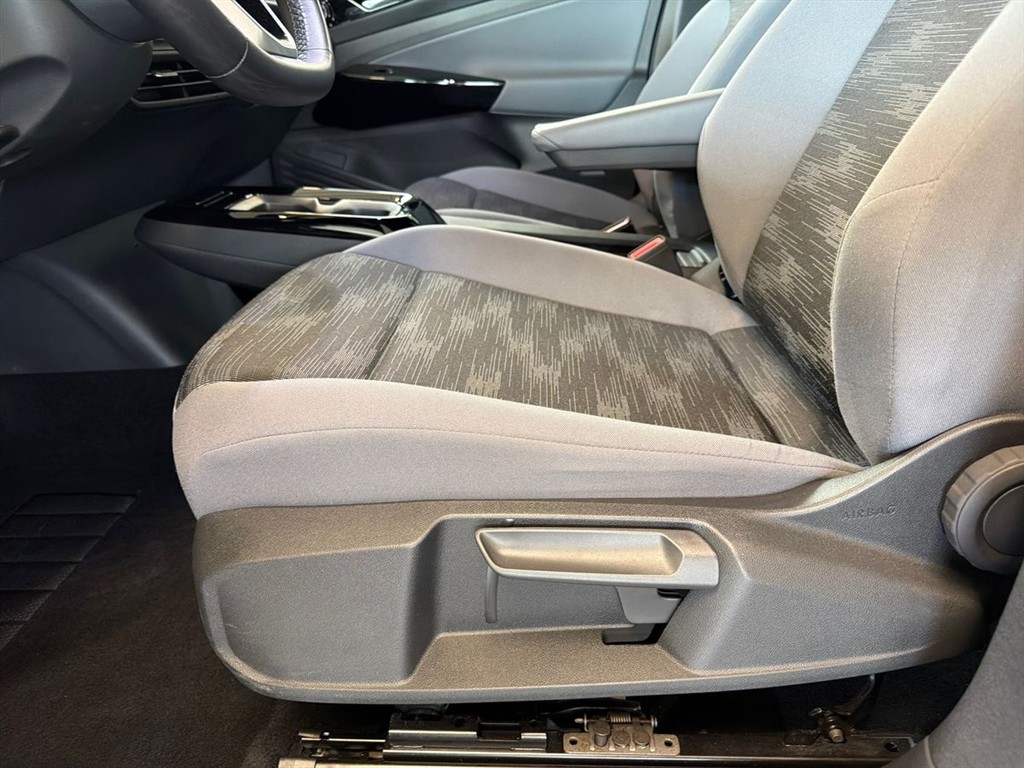 VW ID.4 EL Pro Performance 204HK 5d Aut. - Image 19