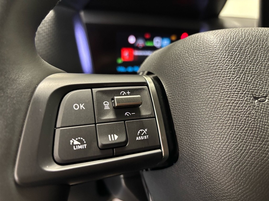 Citroën e-C4 X EL Shine 136HK 5d Aut. - Image 9