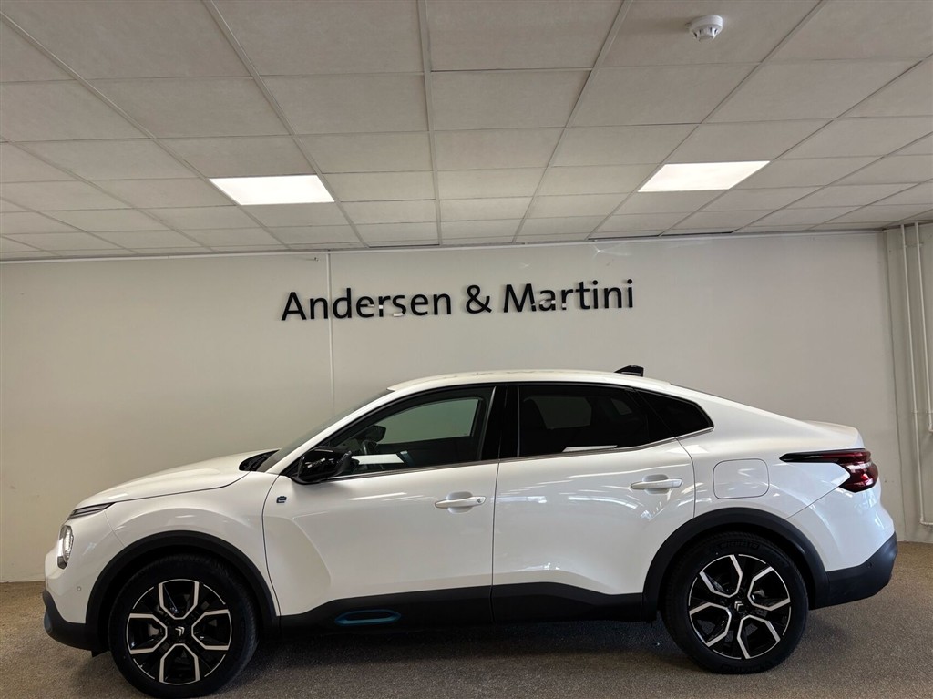 Citroën e-C4 X EL Shine 136HK 5d Aut. - Image 2