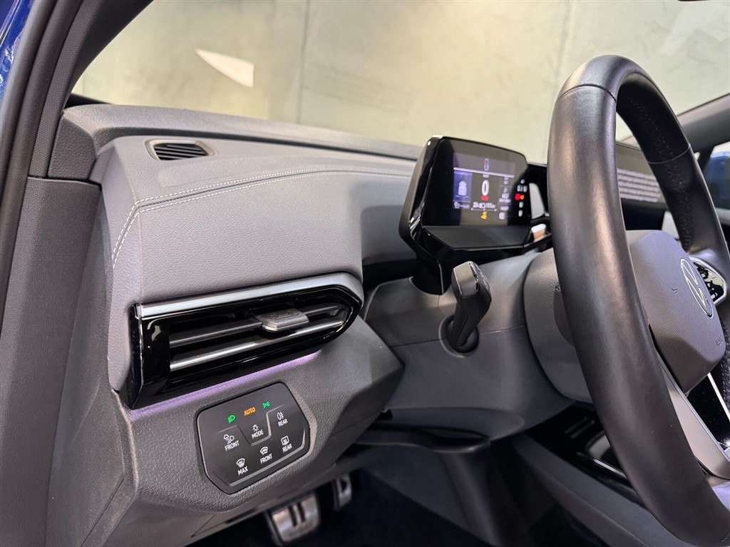 VW ID.4 EL Pro Performance 204HK 5d Aut. - Image 14
