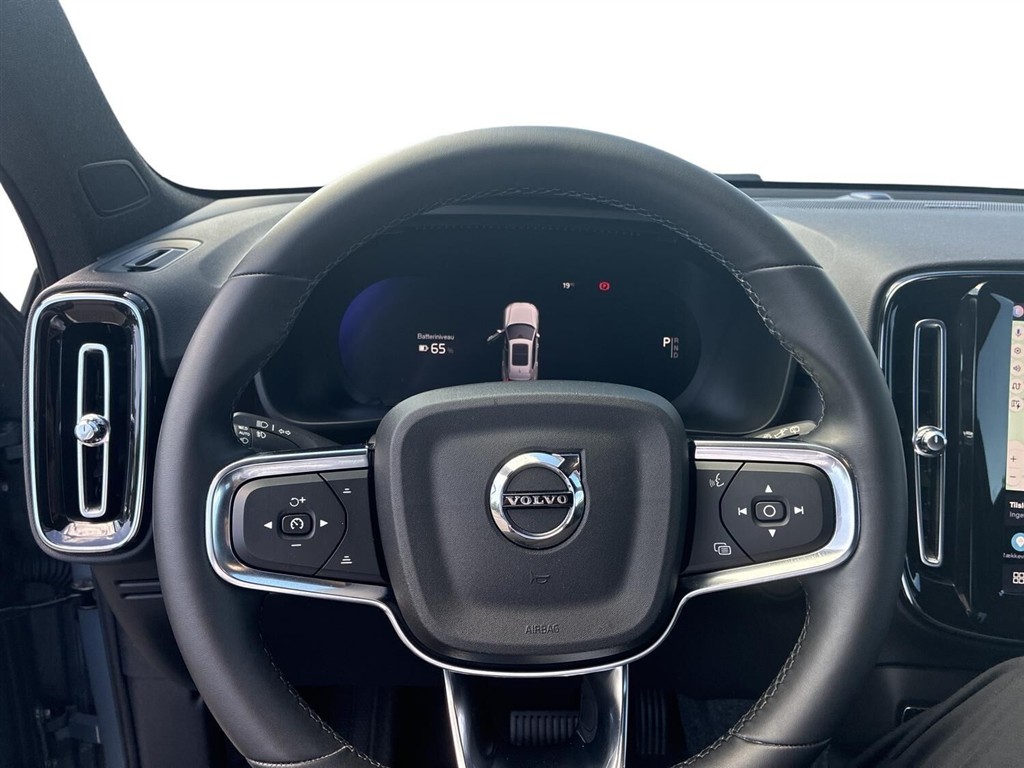 Volvo XC40 Recharge Single Engine Ultimate 231HK 5d Aut. - Image 11