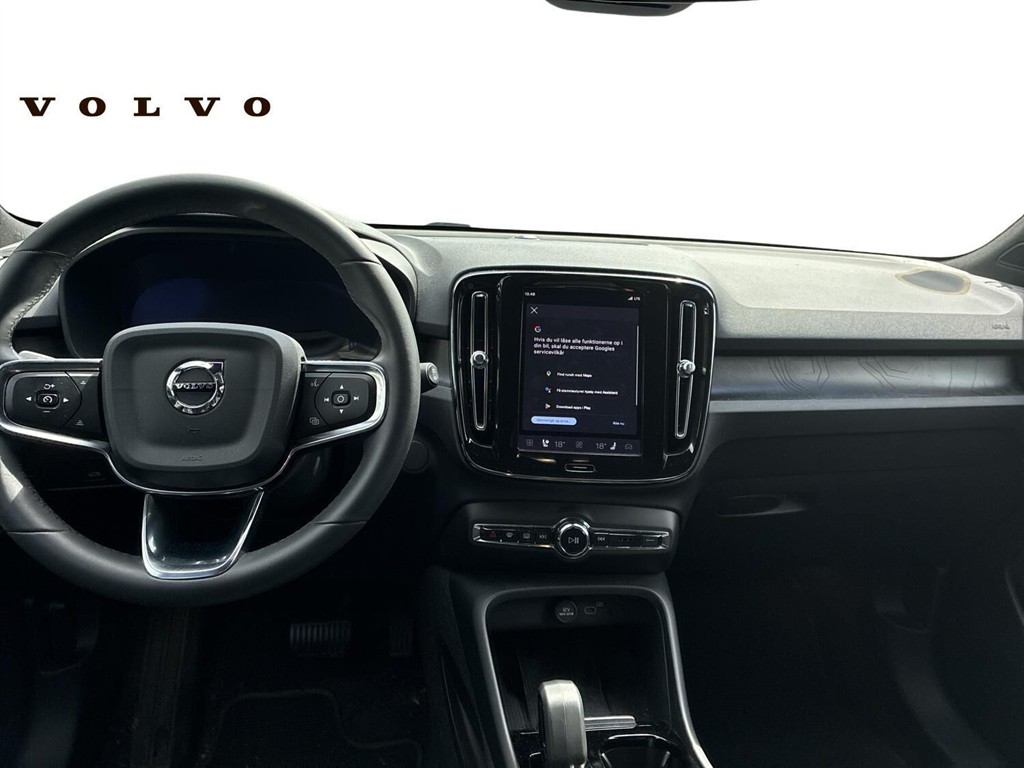 Volvo XC40 Recharge Extended Range Plus 252HK 5d Aut. - Image 6