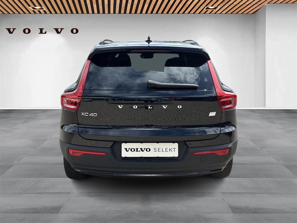 Volvo XC40 Recharge Extended Range Plus 252HK 5d Aut. - Image 8