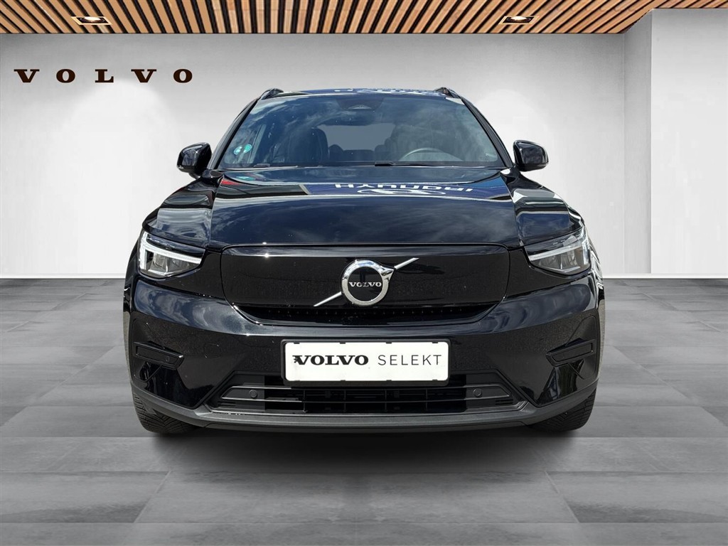 Volvo XC40 Recharge Extended Range Plus 252HK 5d Aut. - Image 9