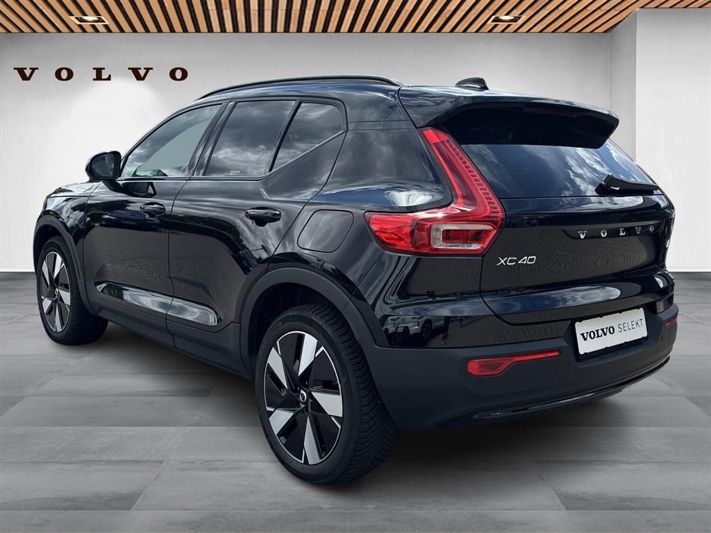 Volvo XC40 Recharge Extended Range Plus 252HK 5d Aut. - Image 2