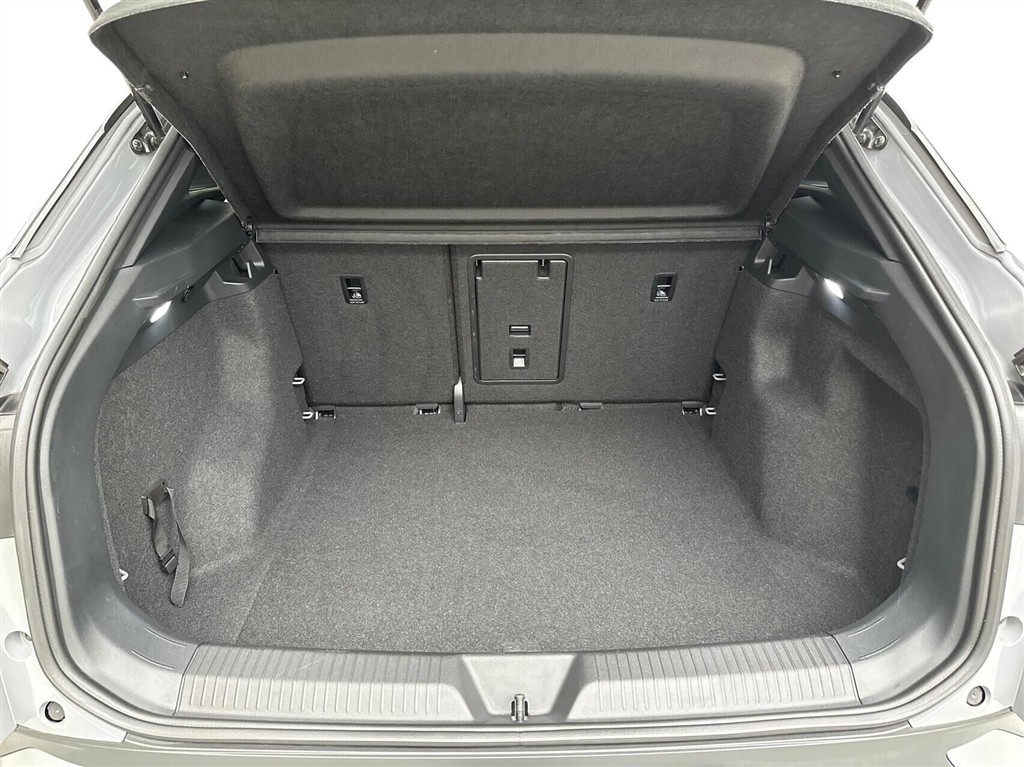 VW ID.4 EL Pro Performance 204HK 5d Aut. - Image 13