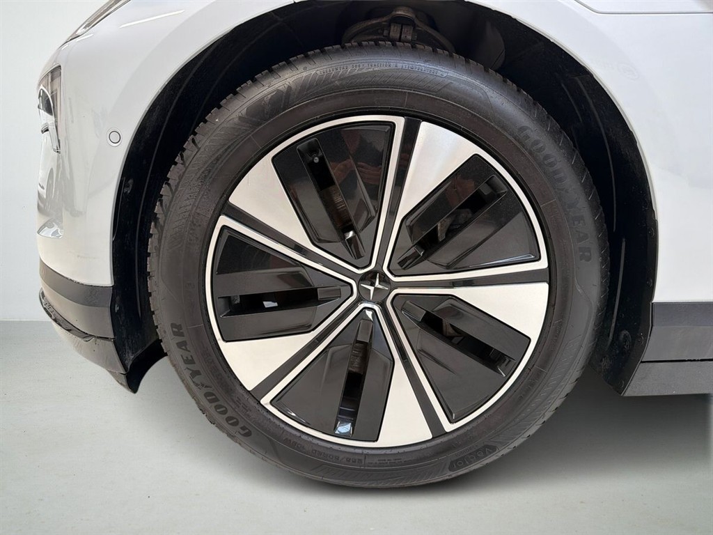 Polestar 4 EL LRSM Prime 272HK 5d Aut. - Image 8