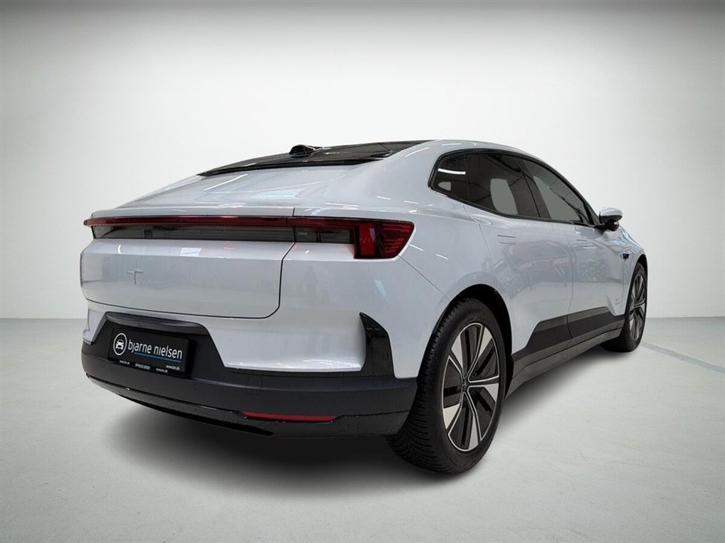 Polestar 4 EL LRSM Prime 272HK 5d Aut. - Image 2