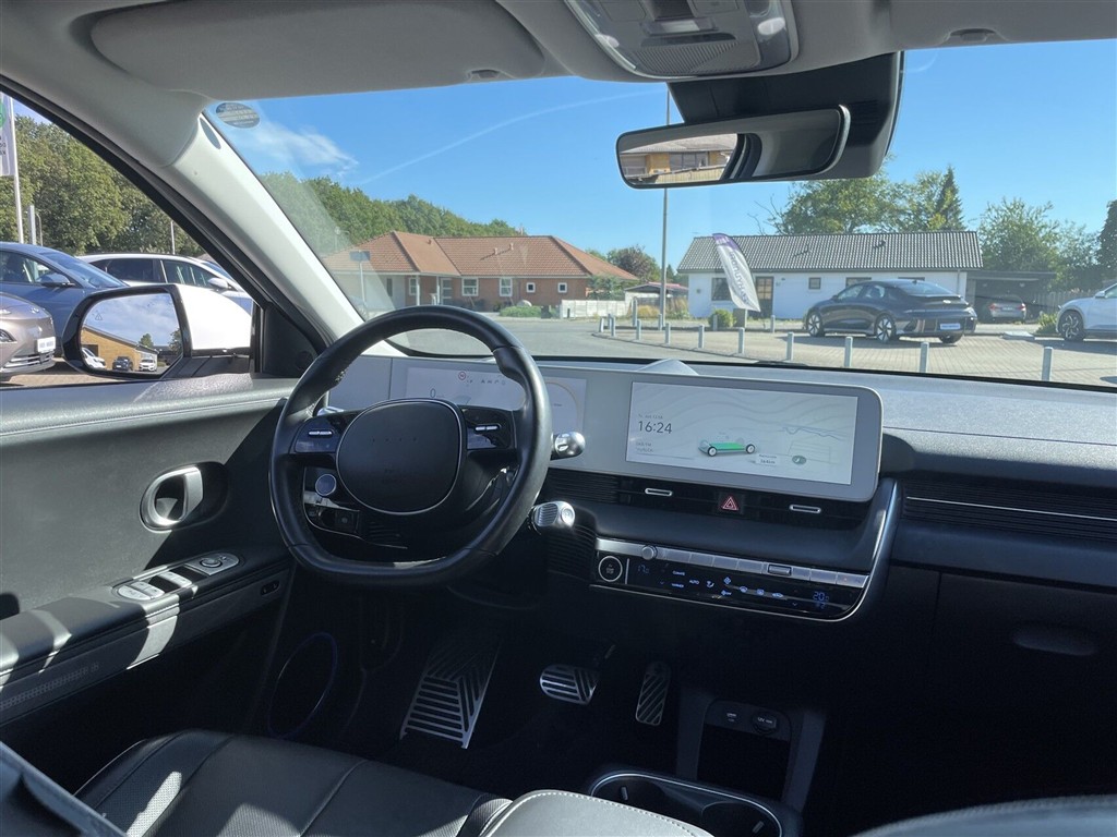 Hyundai Ioniq 5 Electric 72,6 kWh Ultimate 4WD 306HK 5d Aut. - Image 8