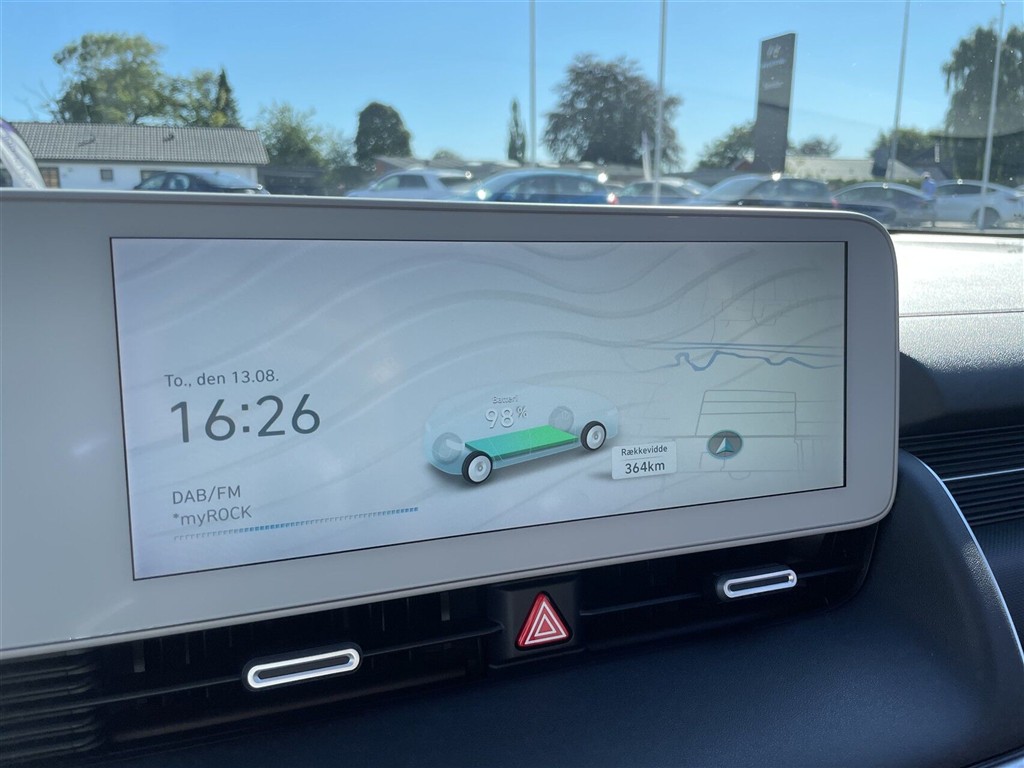 Hyundai Ioniq 5 Electric 72,6 kWh Ultimate 4WD 306HK 5d Aut. - Image 16