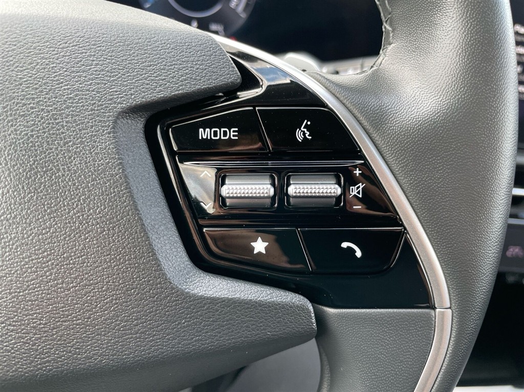 Kia e-Niro 64 kWh PREMIUM 204HK 5d Aut. - Image 17