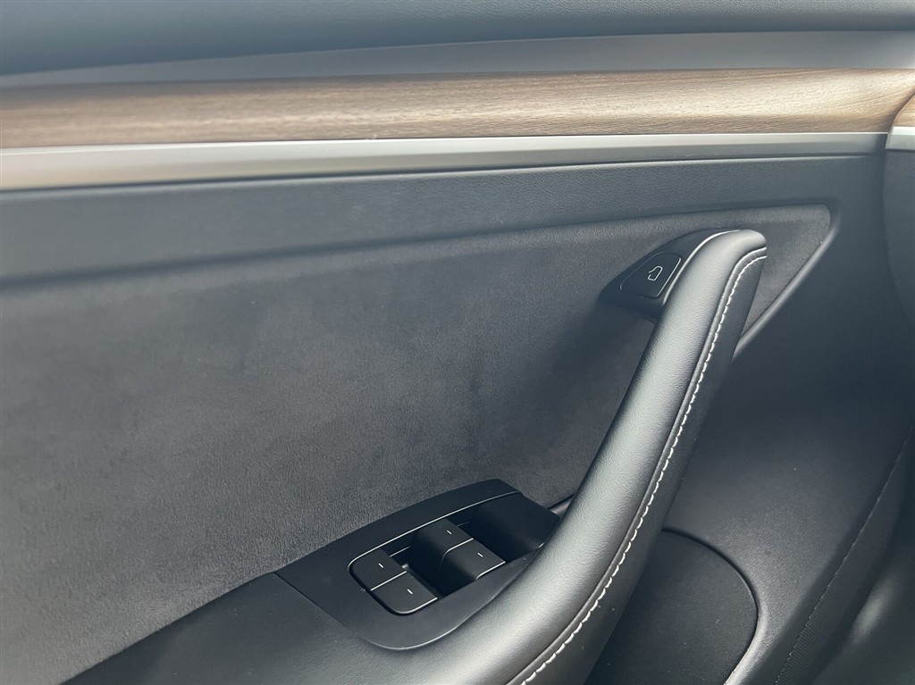 Tesla Model 3 75 kWh LR AWD 498HK Aut. - Image 15