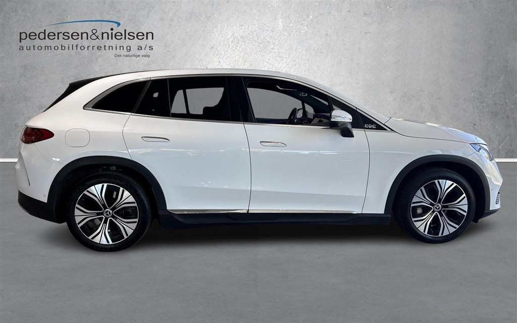Mercedes-Benz EQE 300 EL Premium 245HK 5d Aut. - Image 6