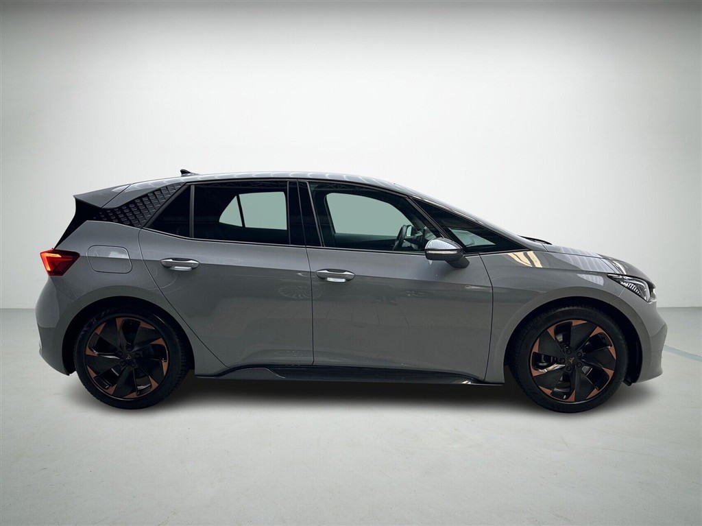 Cupra Born EL Dinamica 231HK 5d Aut. - Image 6