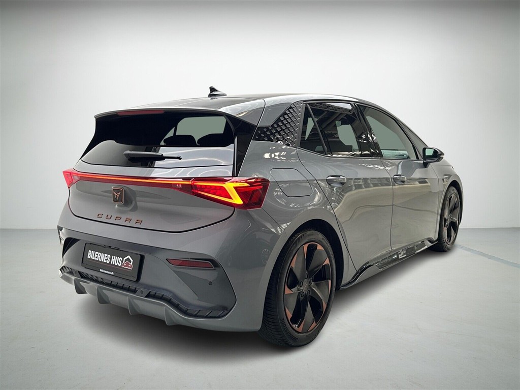 Cupra Born EL Dinamica 231HK 5d Aut. - Image 2