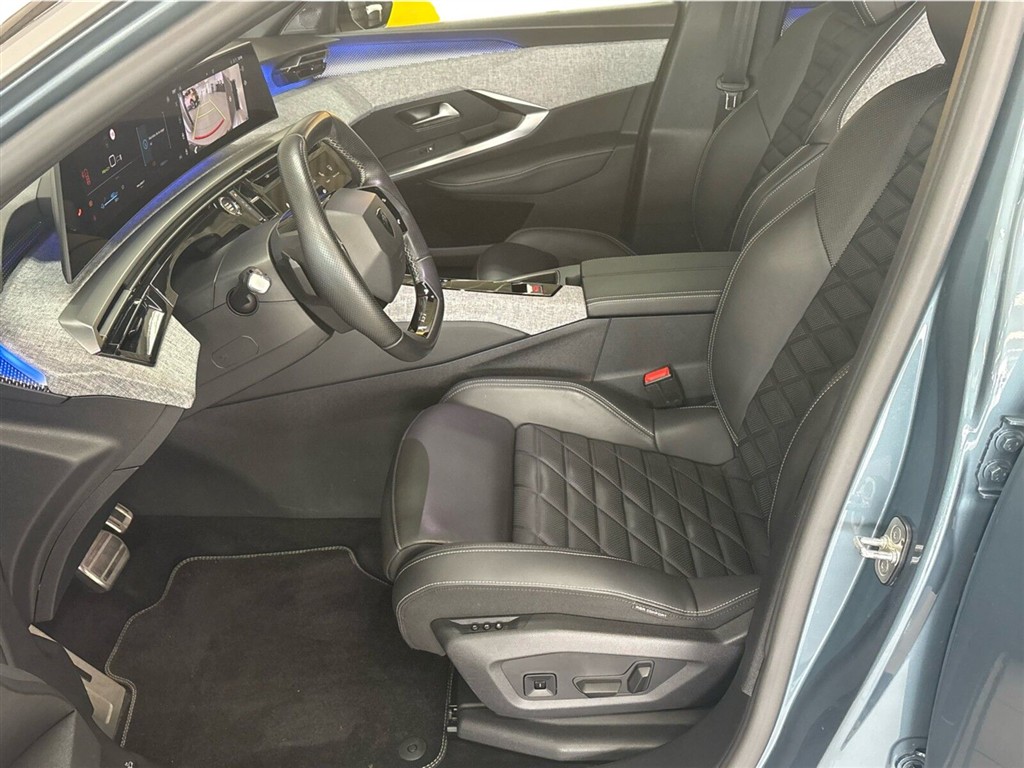 Peugeot e-5008 EL GT Pack 210HK 5d Aut. - Image 10