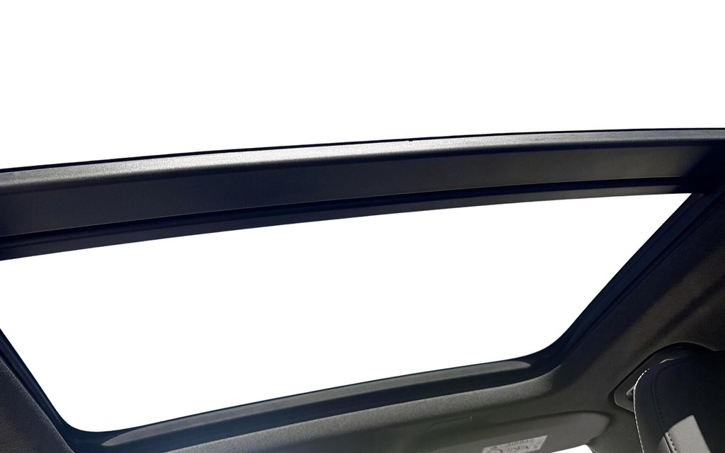 Volvo XC40 P6 Recharge Ultimate 231HK 5d Aut. - Image 15