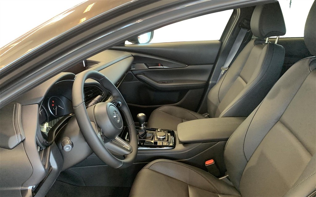 Mazda CX-30 2,5 e-Skyactiv-G Mild hybrid Homura Plus 140HK 5d 6g - Image 20
