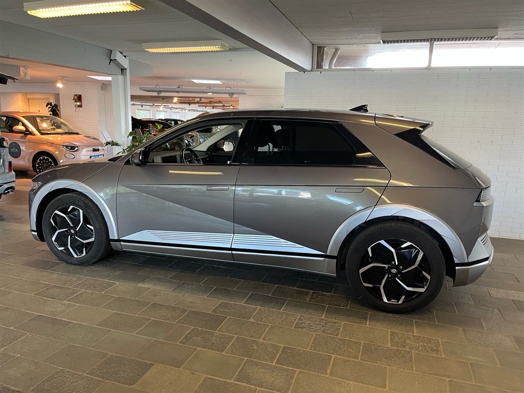 Hyundai Ioniq 5 Electric 72,6 kWh Techniq 218HK 5d Aut. - Image 2