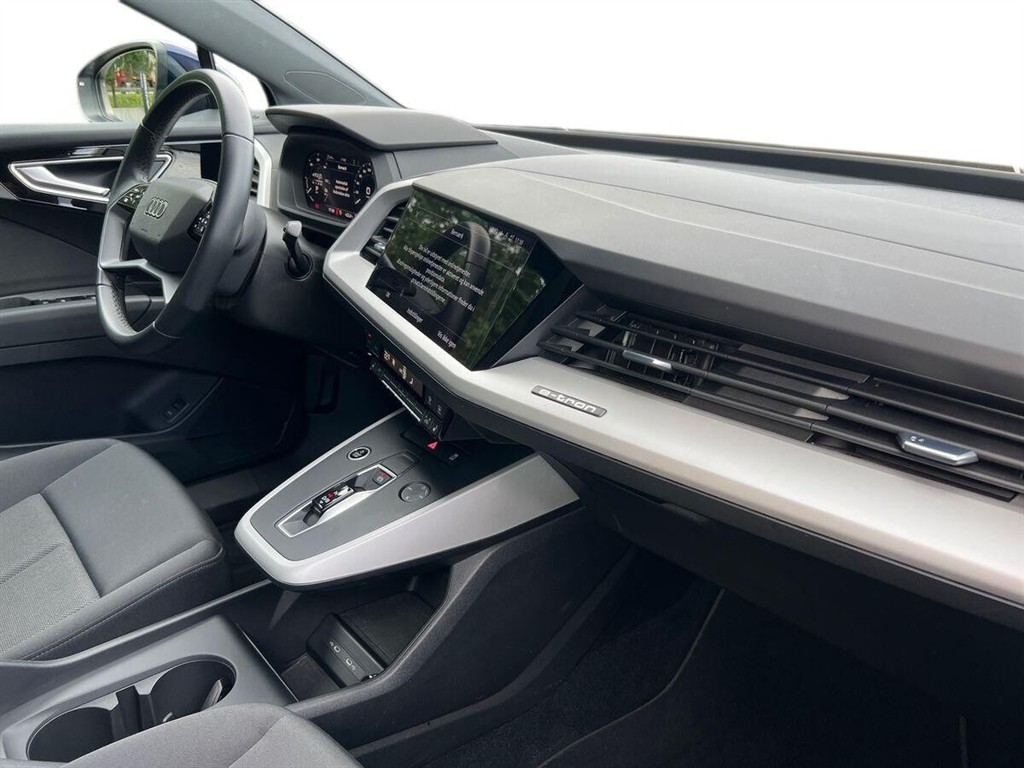 Audi Q4 45 E-tron Attitude 286HK 5d Aut. - Image 13