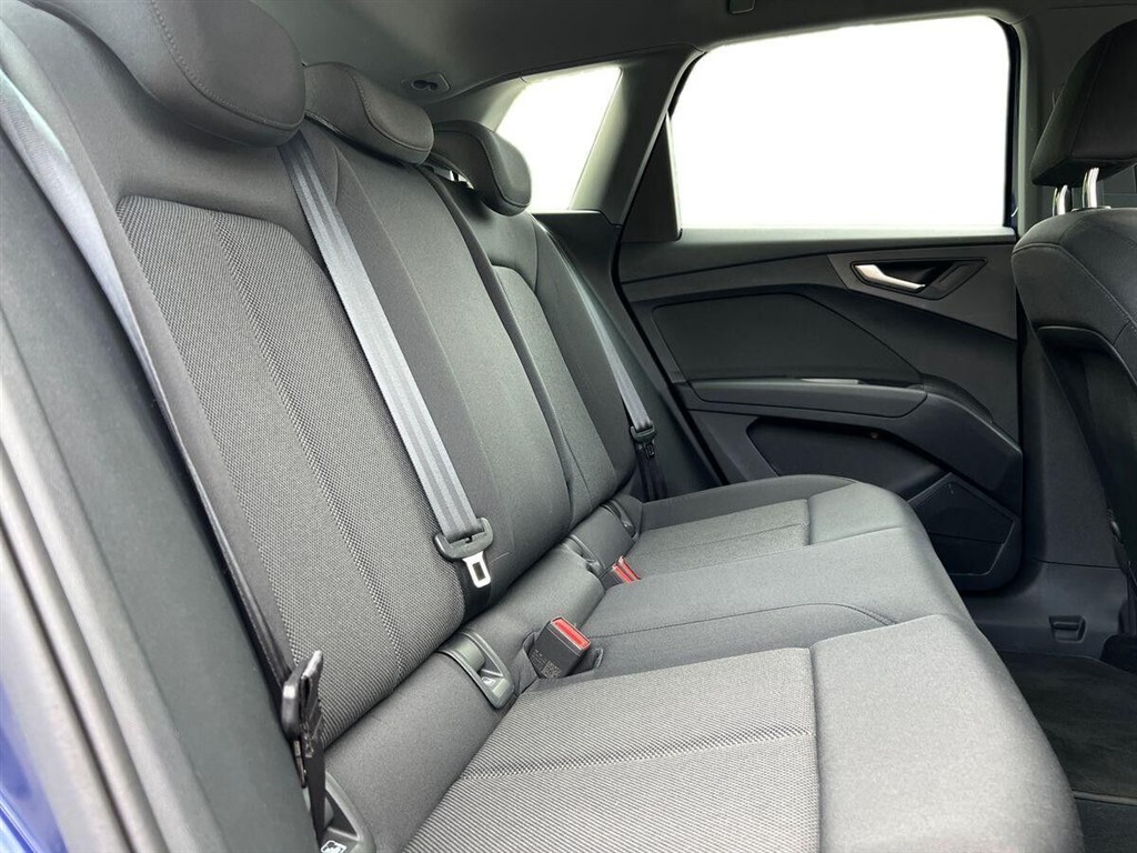 Audi Q4 45 E-tron Attitude 286HK 5d Aut. - Image 15