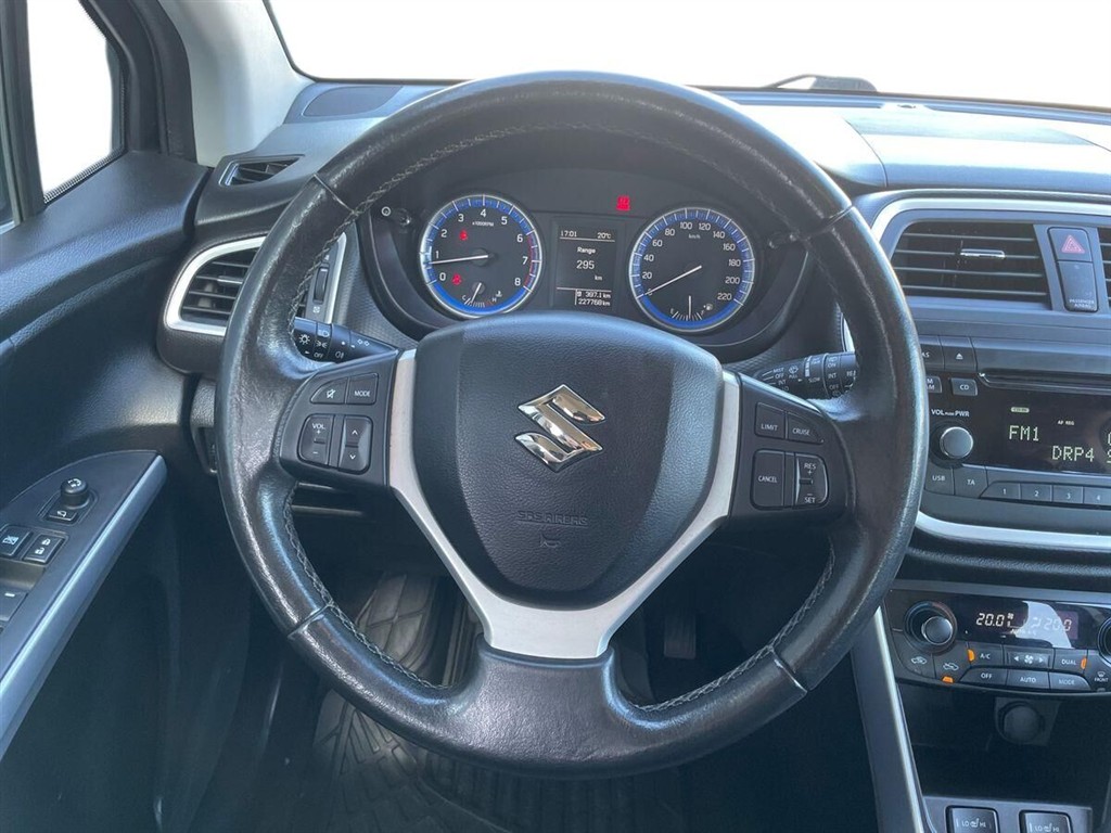 Suzuki S-Cross 1,6 16V GL+ 120HK 5d - Image 11