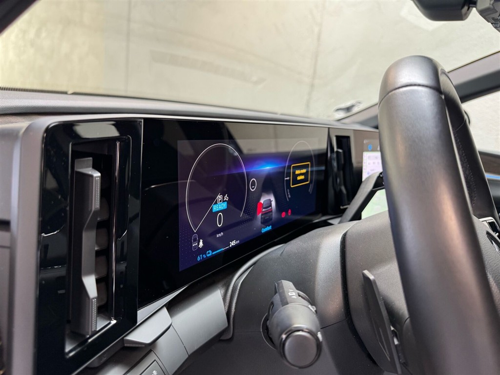 Renault Mégane E-TECH Iconic 220HK 5d Aut. - Image 16