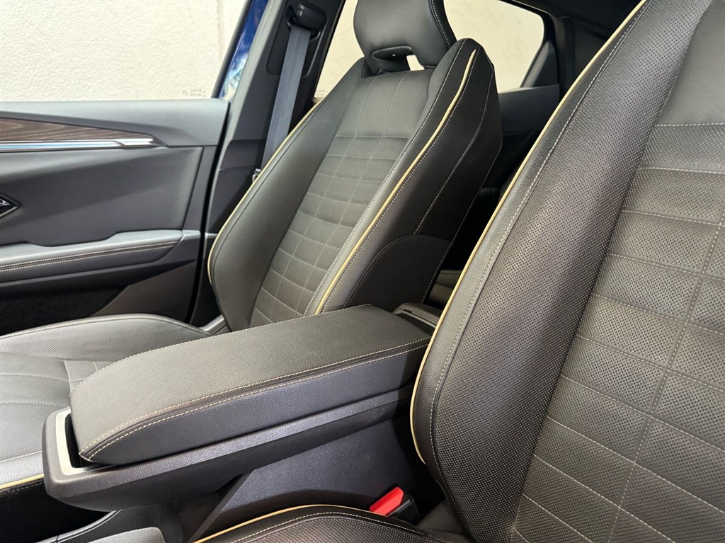 Renault Mégane E-TECH Iconic 220HK 5d Aut. - Image 17