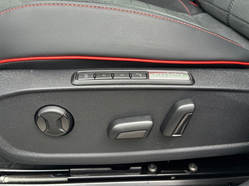 VW ID.3 EL GTX Fire + Ice 326HK 5d Aut. - Image 23