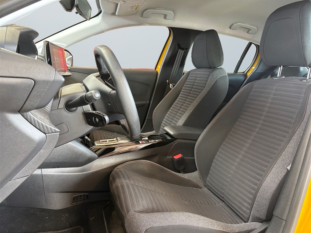 Peugeot e-208 EL Active 136HK 5d Aut. - Image 5