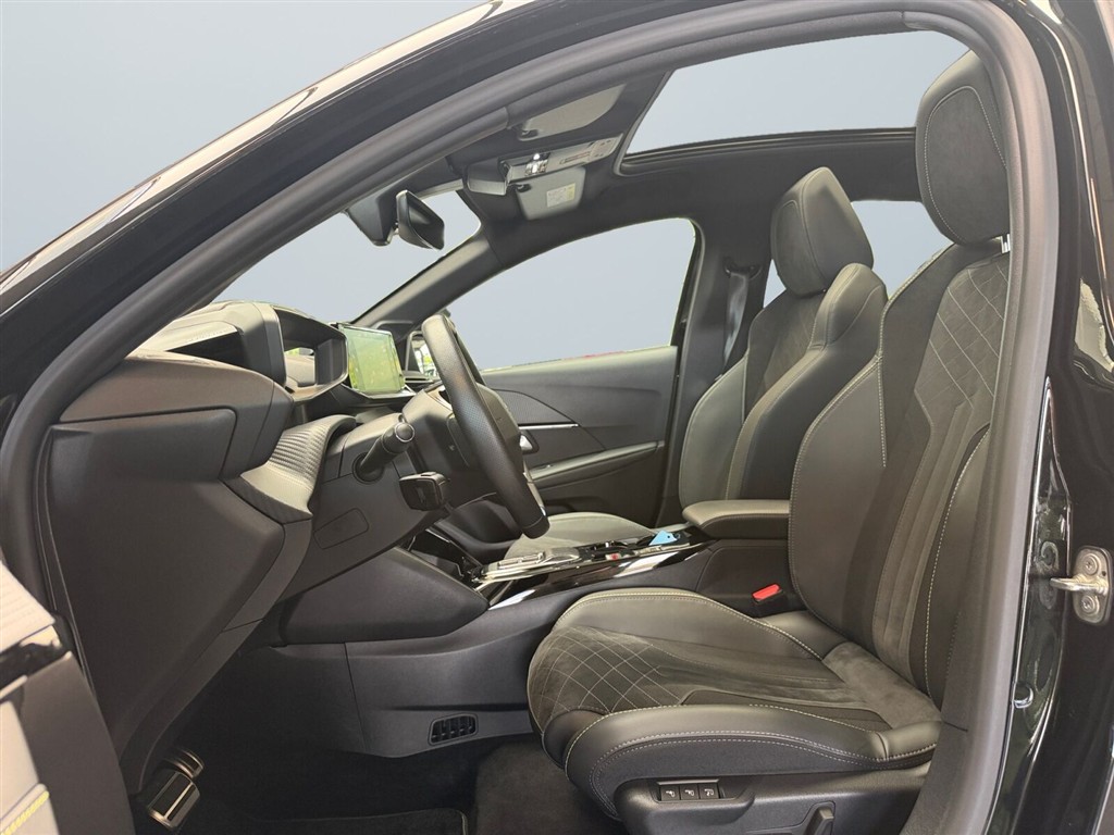 Peugeot e-208 EL GT 136HK 5d Aut. - Image 11