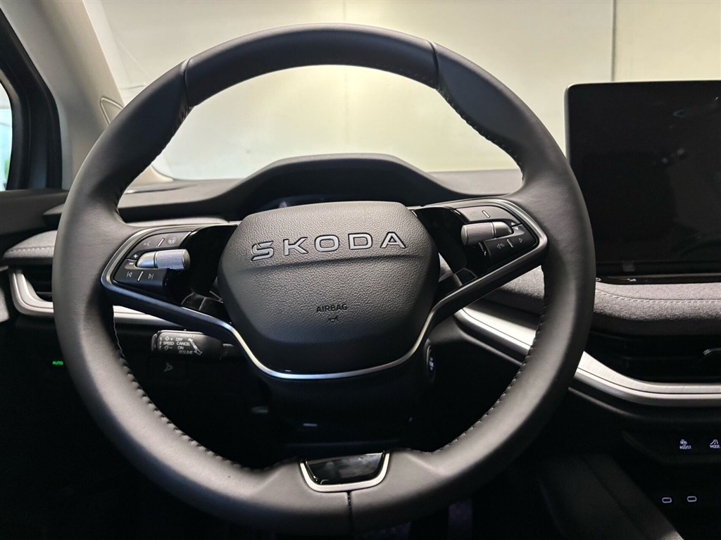 Skoda Enyaq 85 iV Premium 286HK 5d Aut. - Image 9