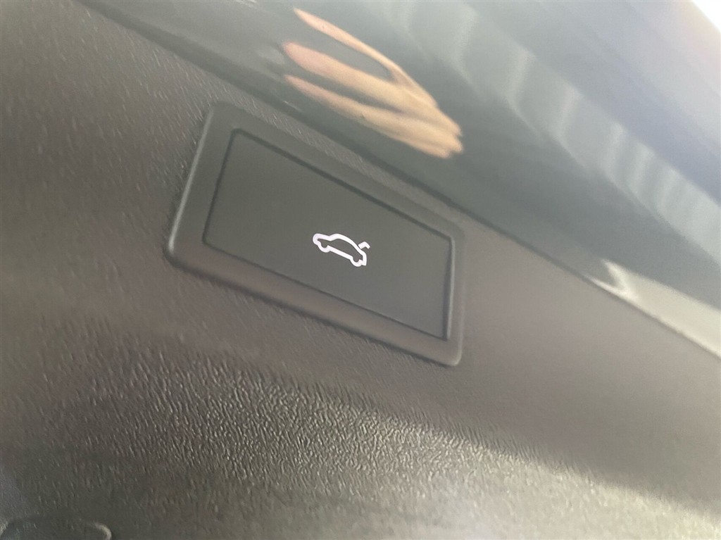 Skoda Enyaq 85 iV Premium 286HK 5d Aut. - Image 9
